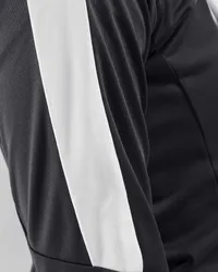 1905625_9900_PROGRESS Halfzip LS Tee WMN_C3.jpg